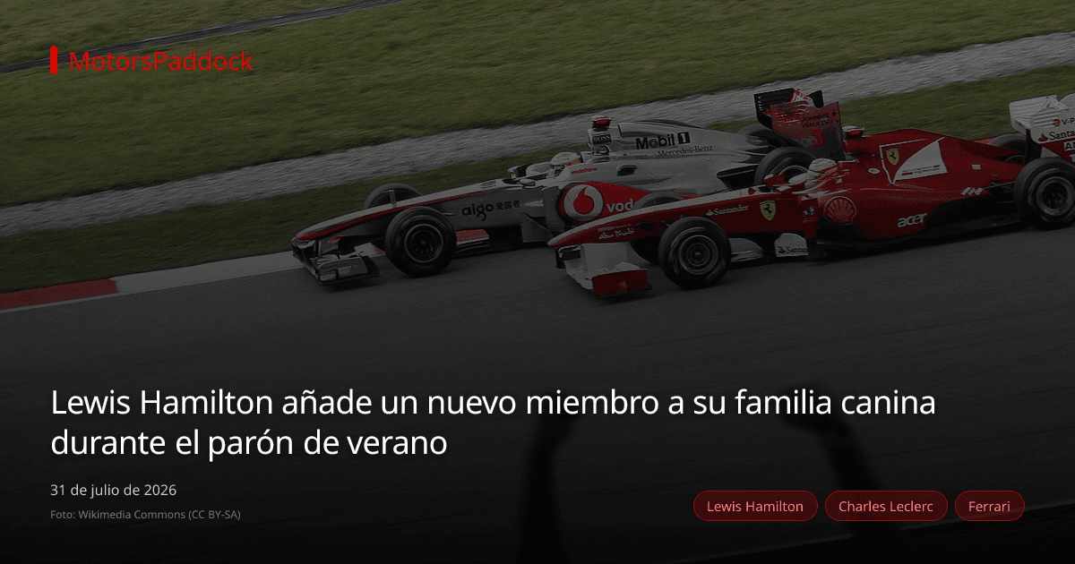 Lewis Hamilton añade un nuevo miembro a su familia canina durante el parón de verano